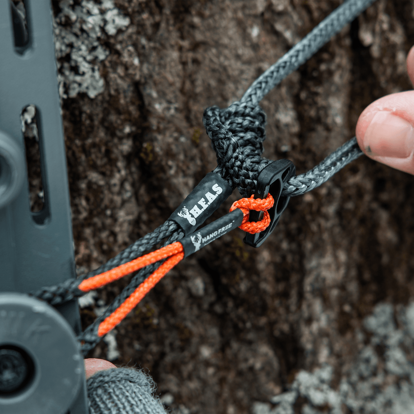 Hang Free | 1/8 Full Bury Hang Free® Attachment System (H.F.A.S.)