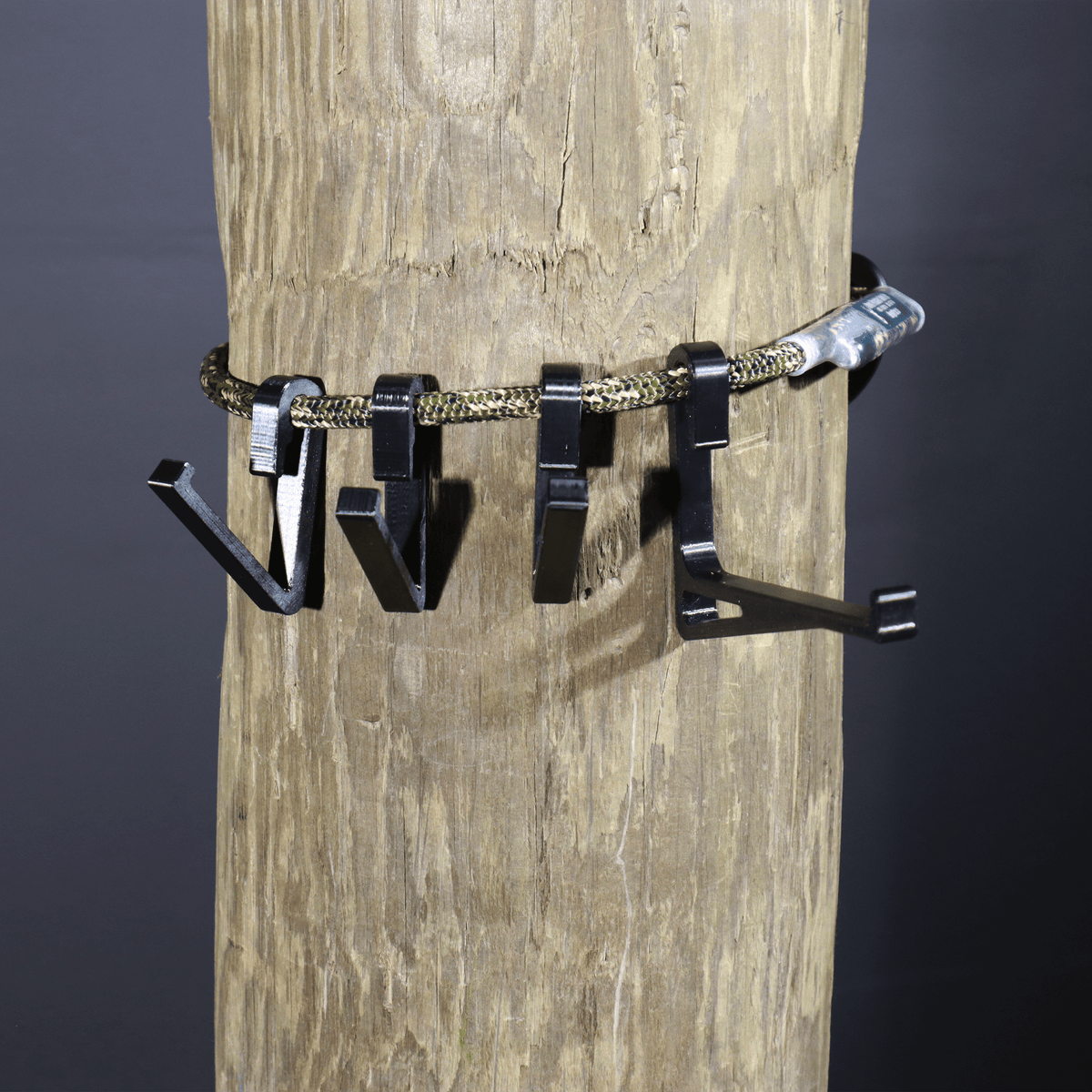 3D Printed Bow Hanger For Rope