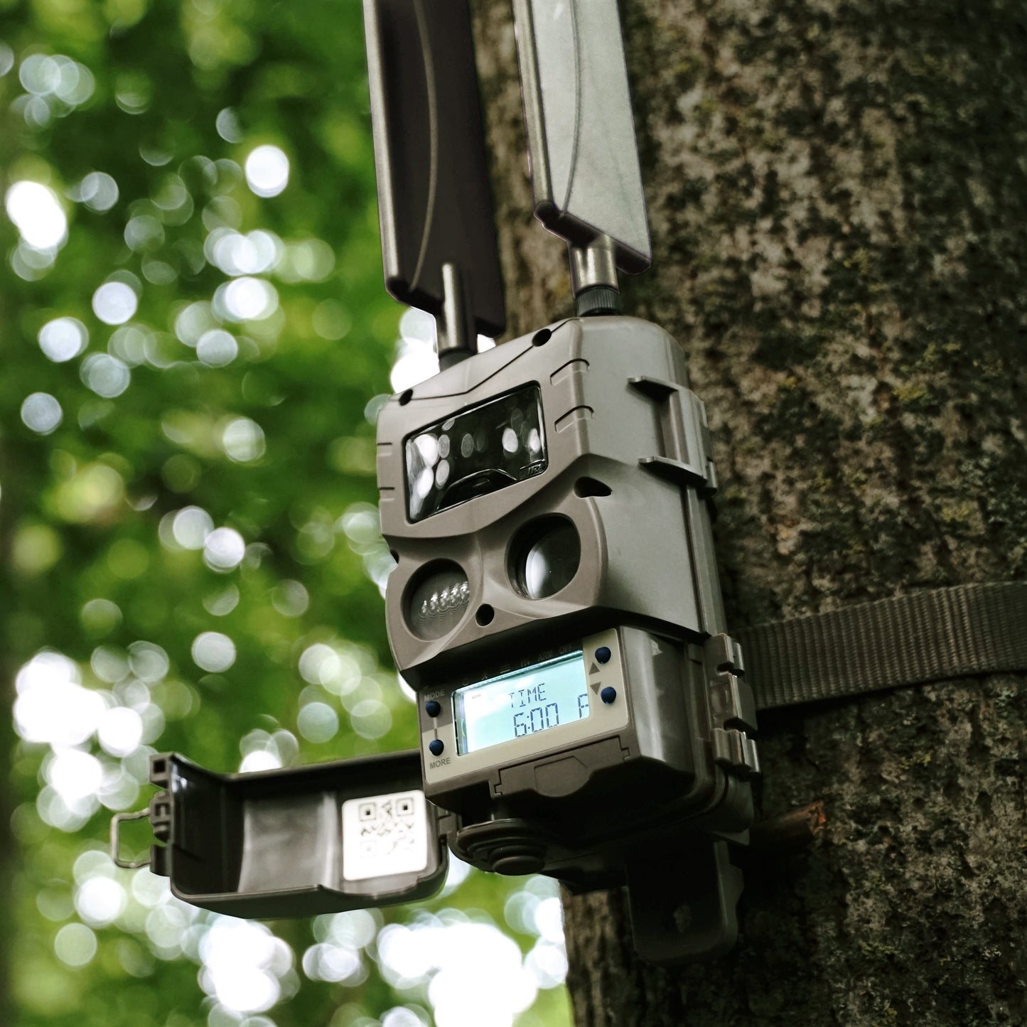 Ozonics | Cuddeback Tracks Camera