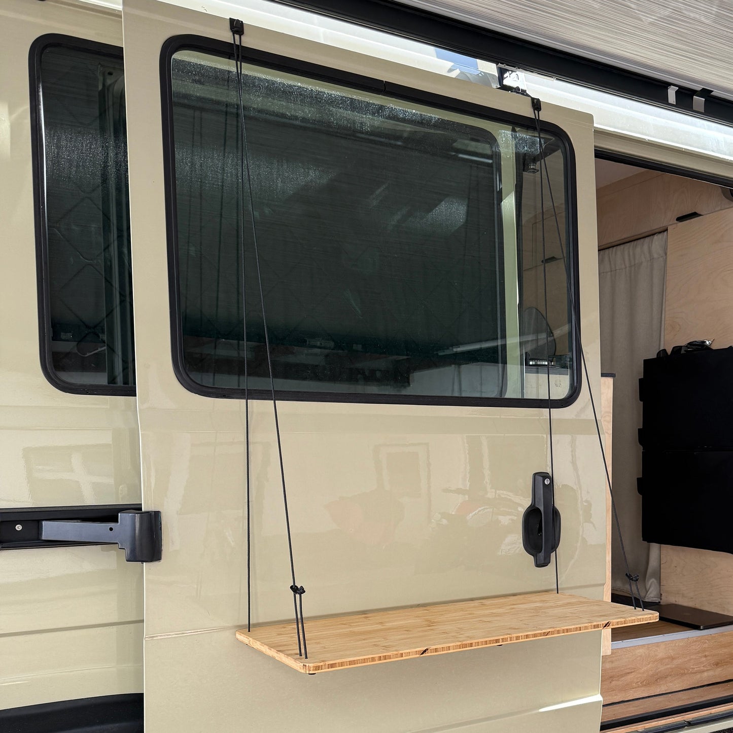BOXIO | DOORBOARD I Hanging shelf for van sliding door