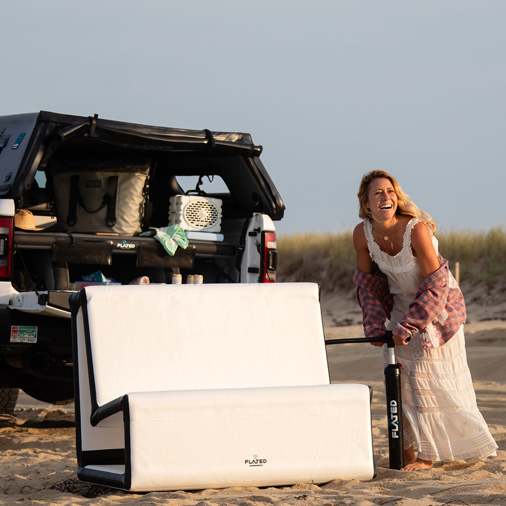 FLATED | MID-SIZE LOVESEAT