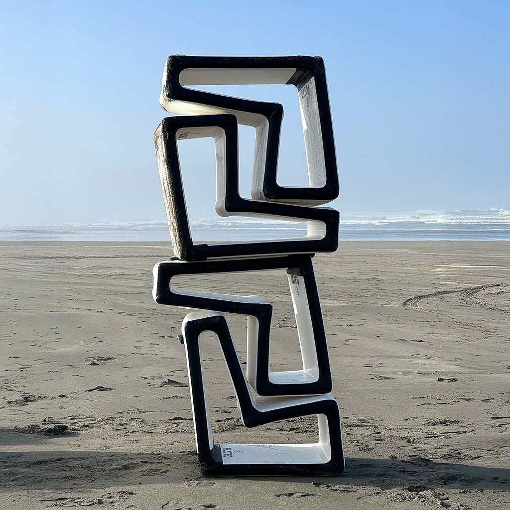 FLATED | MID-SIZE CHAIR24