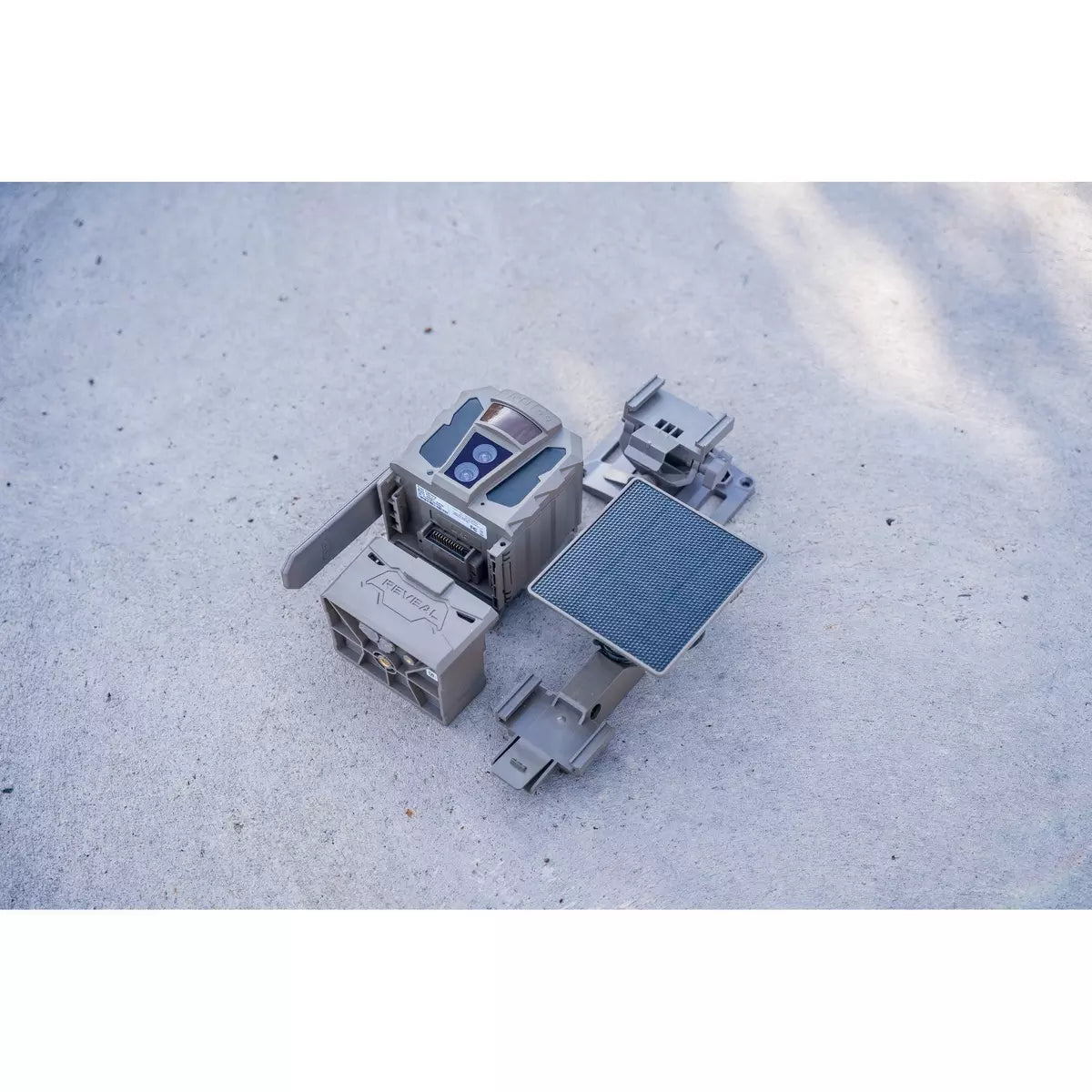 REVEAL PRO 4.0 SOLAR CELLULAR TRAIL CAMERA