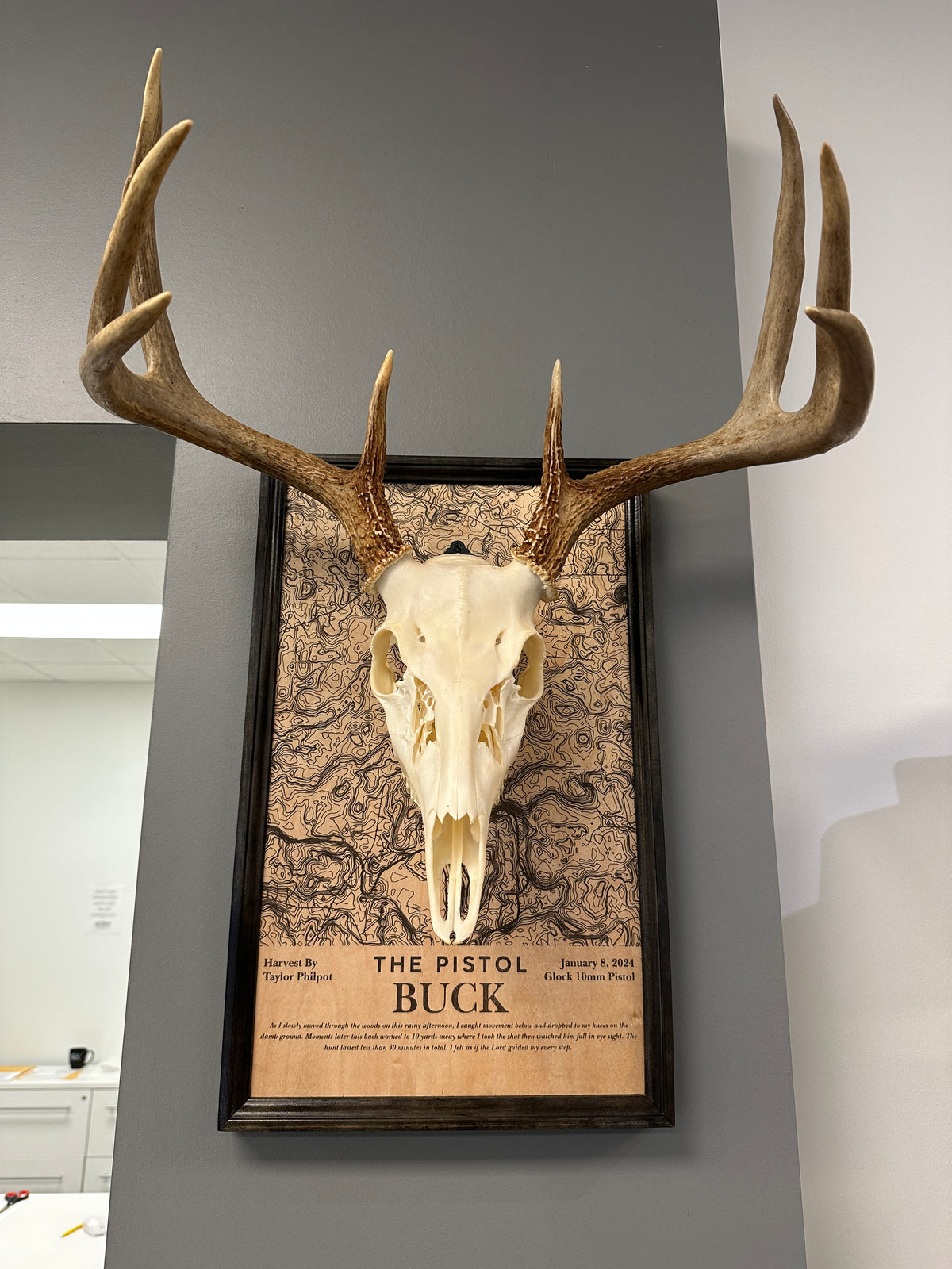 818 Topo Mounts | Custom Topographic European Mount Plaques