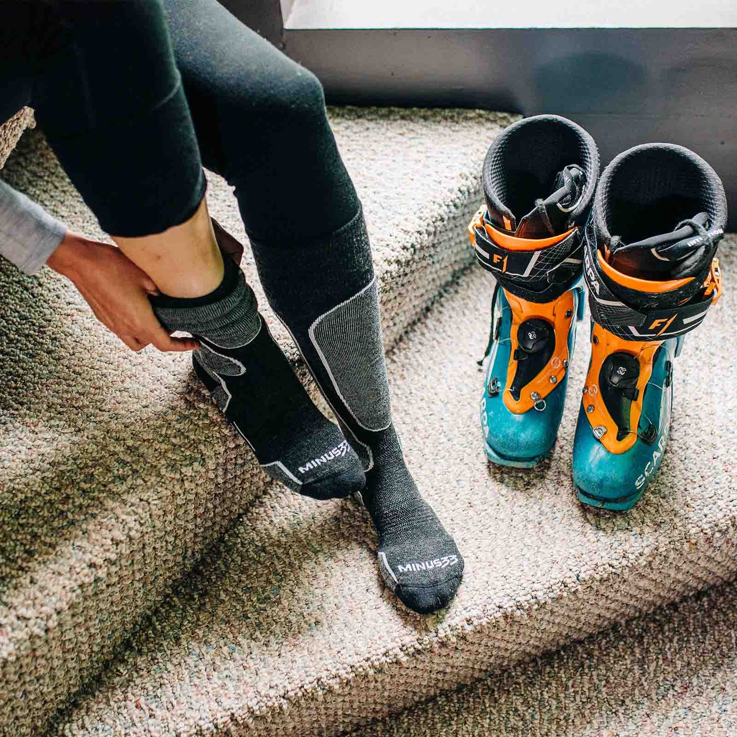 Minus33 | Merino Wool Snowboard Socks - Light Cushion - Over The Calf