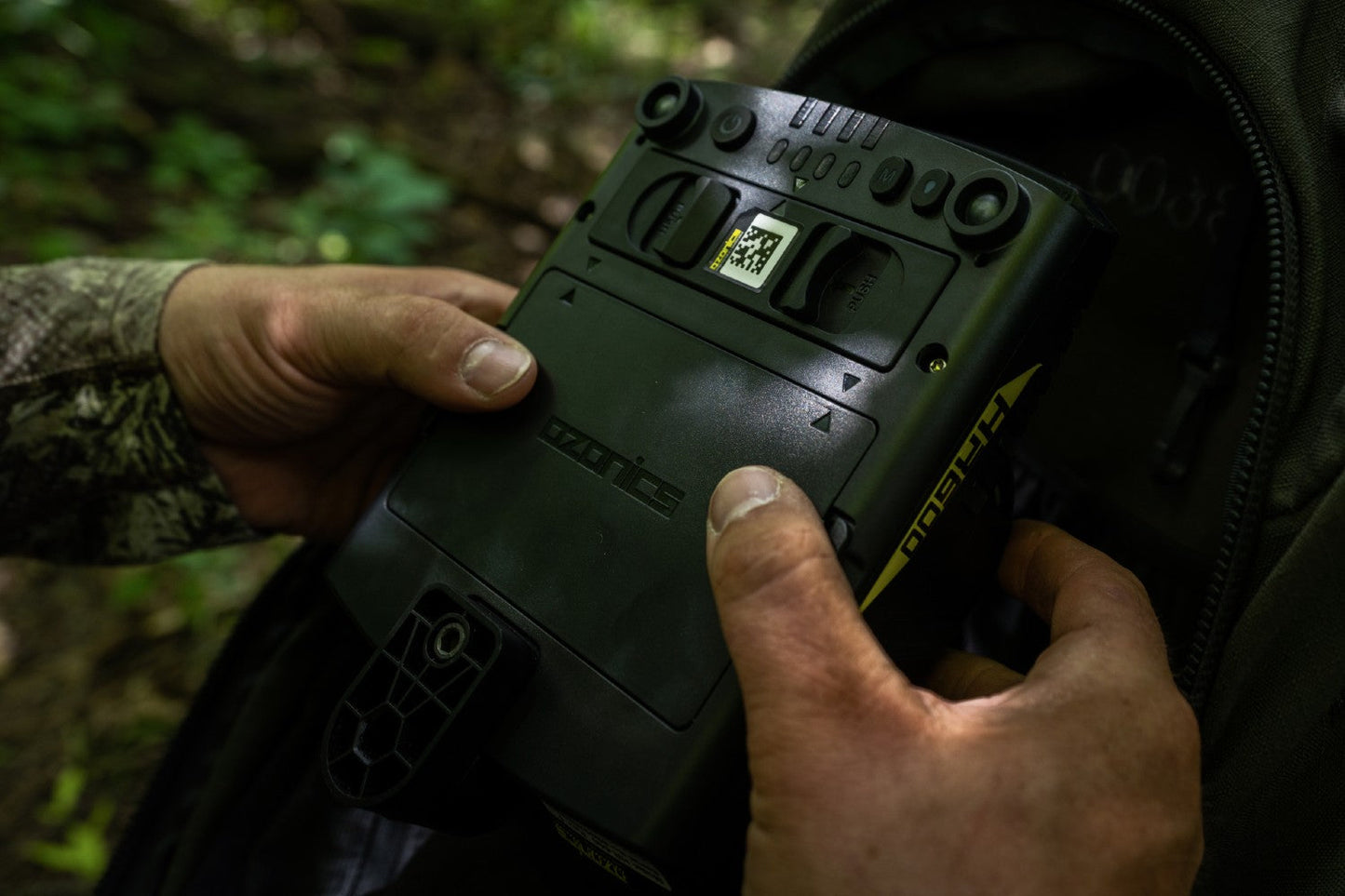 Ozonics | HR600 Cuddeback Bundle