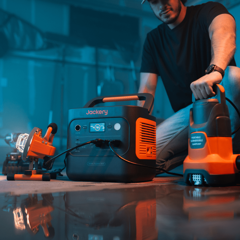 Jackery | Explorer  2000 v2 Portable Power Station