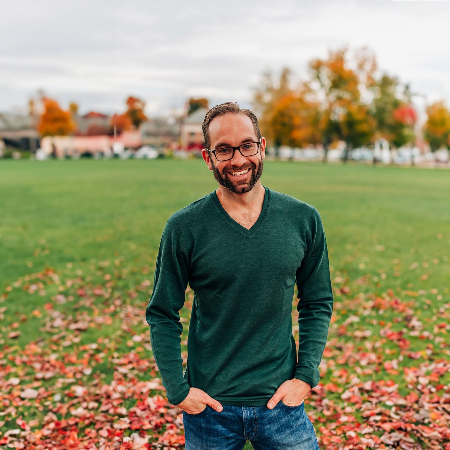 Minus33 | Men's Midweight Merino Wool V-Neck Sweater | 100% Merino Wool