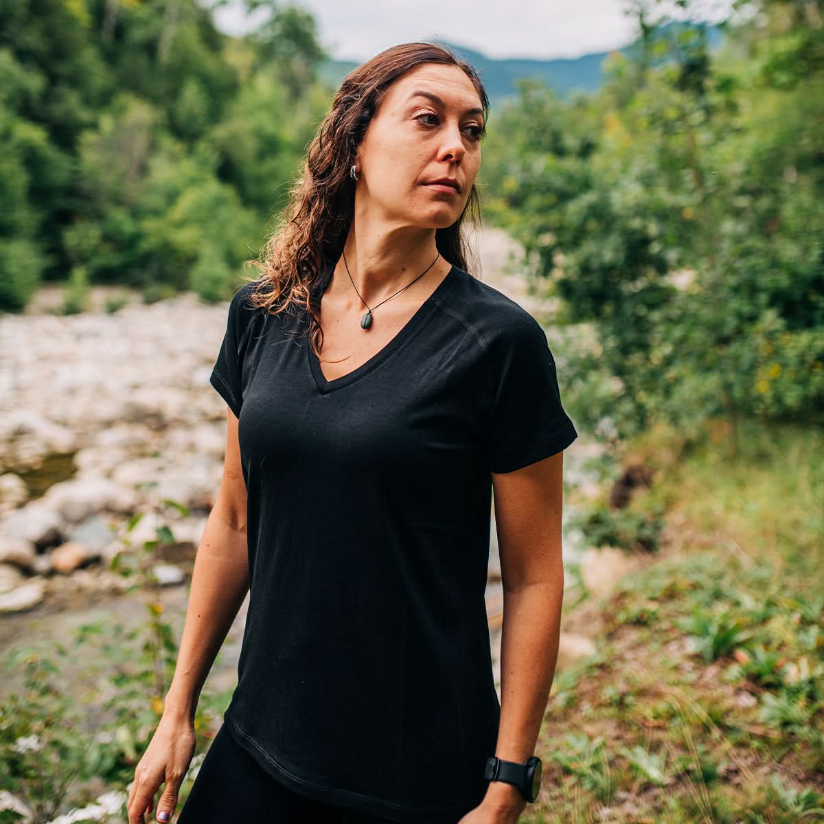 Minus33 | Microweight Women's Wool V-Neck T-Shirt - Woolverino