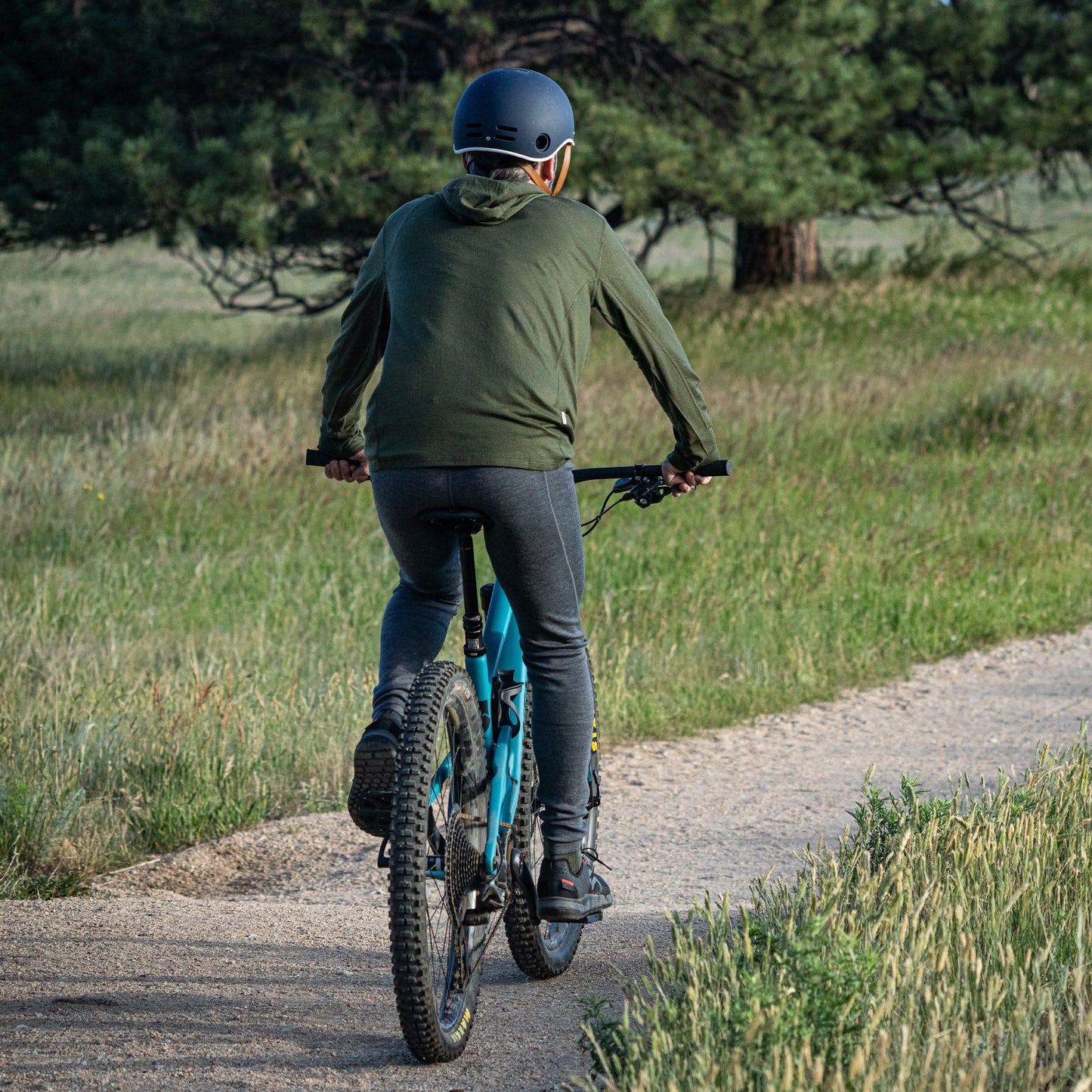 Minus33 | Midweight Men's Wool Flyless Running Pants- Woolverino