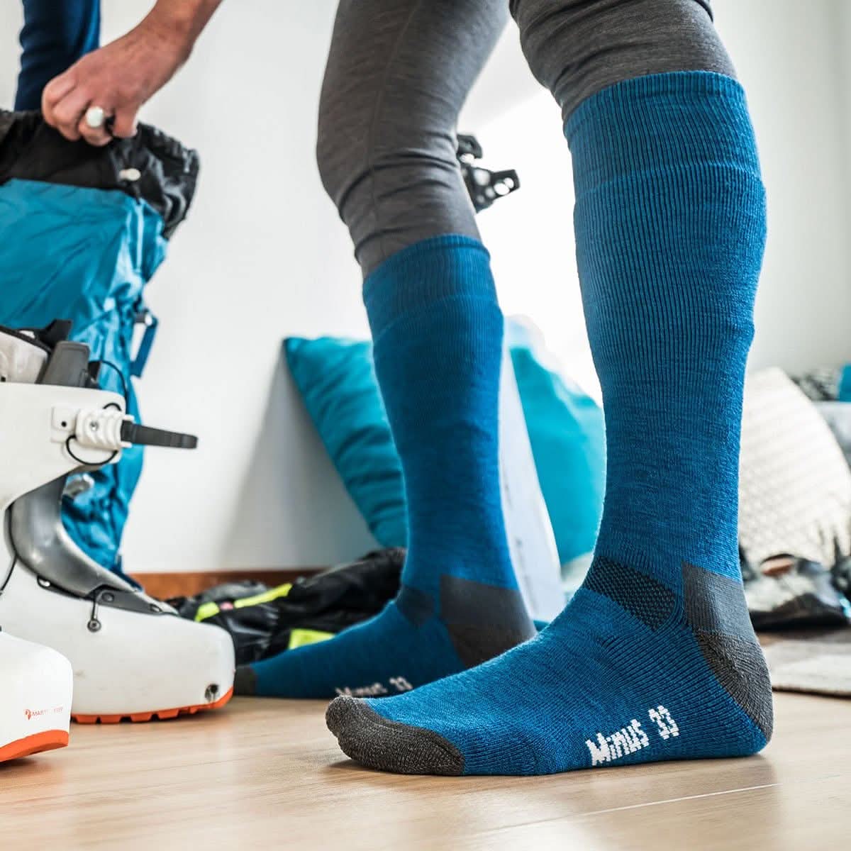 Minus33 | Lightweight Wool Ski Sock - Over the Calf Socks
